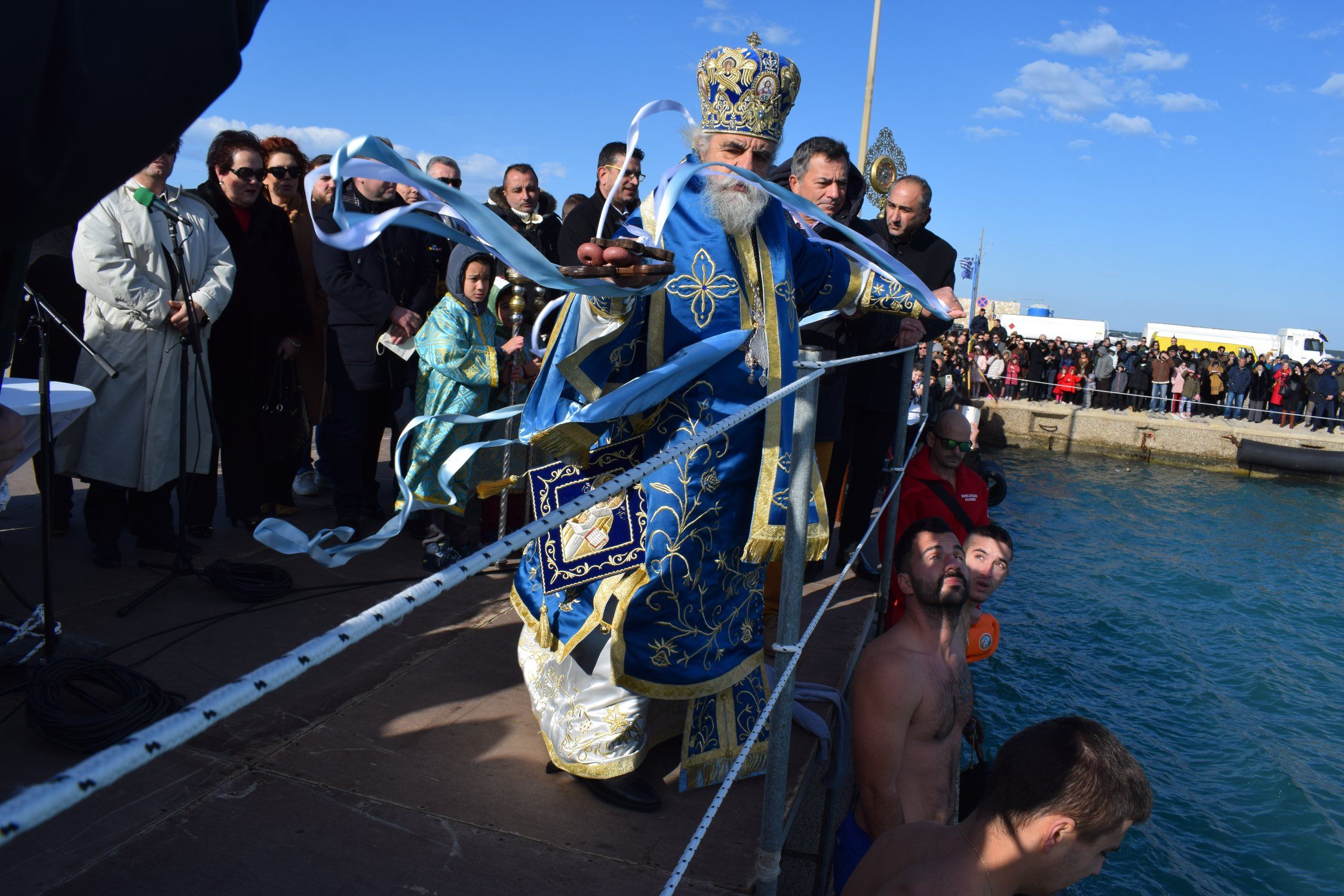 Κυλλήνη: Με επισημότητα και Θρησκευτική κατάνυξη εορτάστηκαν τα Άγια Θεοφάνεια 2020 στο λιμάνι της Κυλλήνης (Photos)