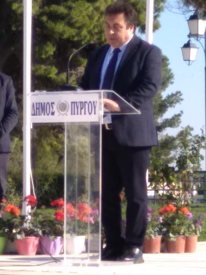 Ο Δήμαρχος Πύργου Τάκης Αντωνακόπουλος στην τελετή υποδοχής της Ολυμπιακής Φλόγας στην πόλη: “Μακάρι κάποια μέρα το έπαθλο, να είναι ο κότινος και όχι το χρήμα” (photos)