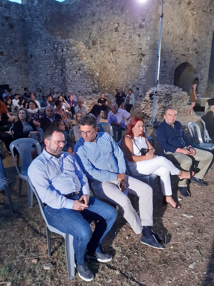 Έναρξη του 9ου Διεθνούς Φεστιβάλ Δήμου Ανδραβίδας–Κυλλήνης: Μαγική βραδιά στο ονειρικό Κάστρο Χλεμούτσι (photos)