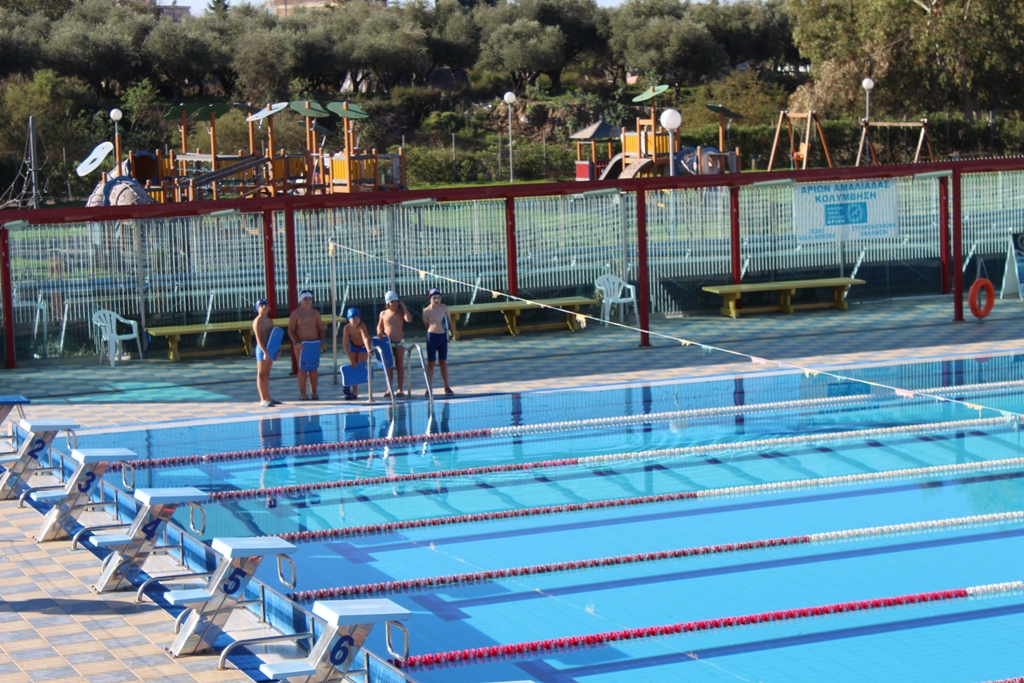 Αμαλιάδα: Ξεκίνησαν τα μαθήματα κολύμβησης για μαθητές των Δημοτικών Σχολείων- Σημείο αναφοράς για τον υγρό στίβο στην Ηλεία, το κολυμβητήριο Αμαλιάδας (photos)