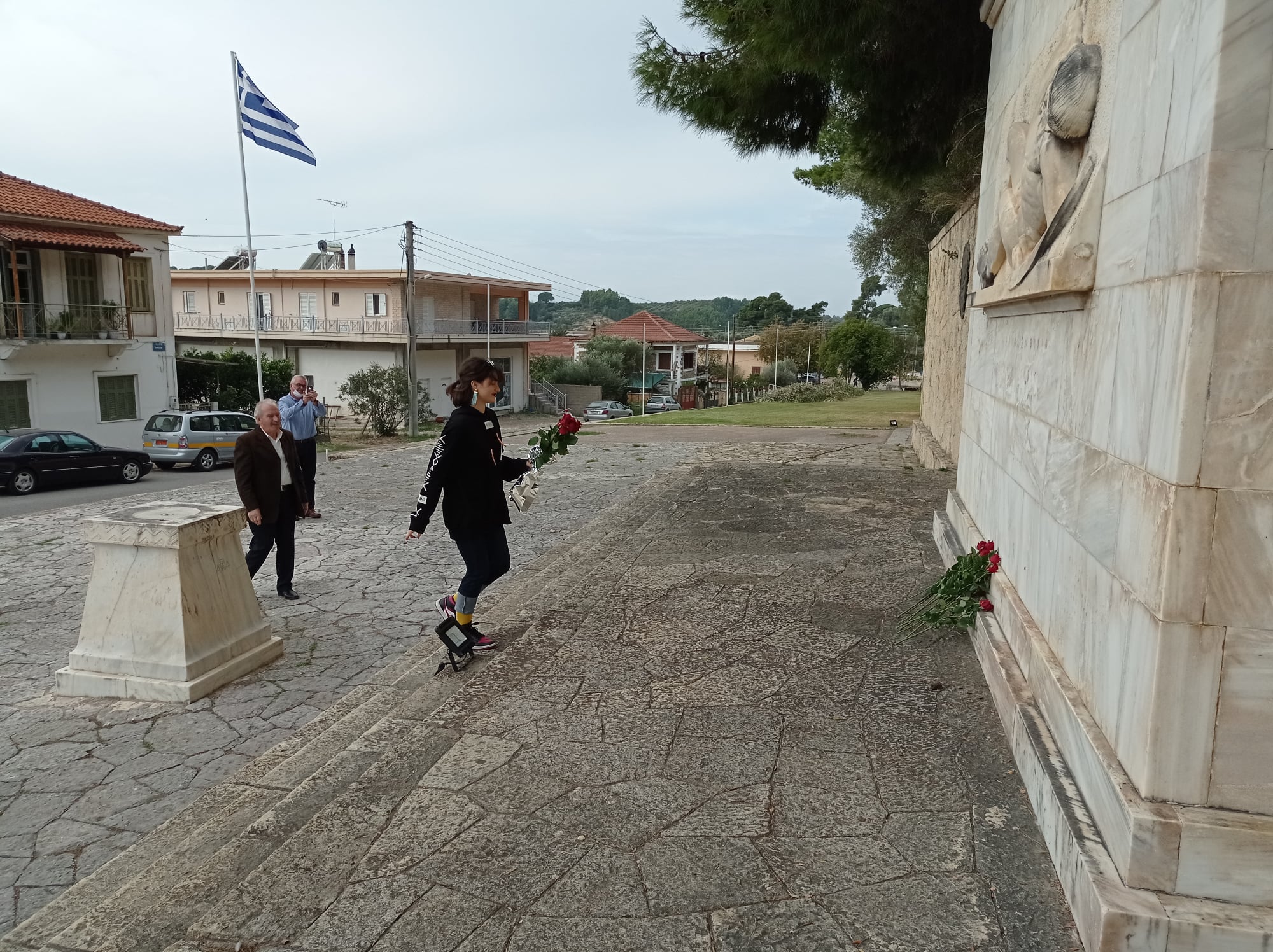Δήμος Ανδρίτσαινας-Κρεστένων: Κατάθεση στεφάνων προς τιμήν των αγωνιστών του Πολυτεχνείου