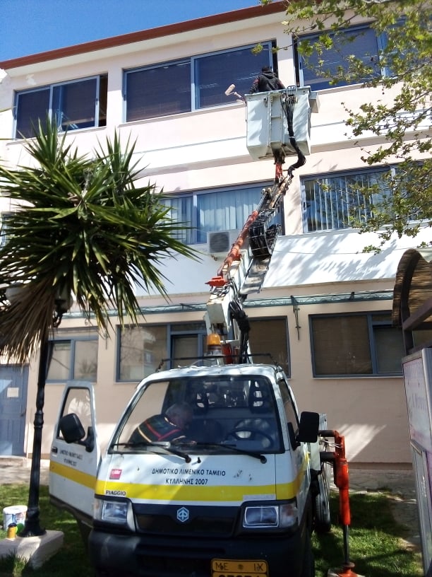 Δήμος Ανδραβίδας-Κυλλήνης: Εργασίες συντήρησης και αποκατάστασης στα Δημοτικά κτίρια