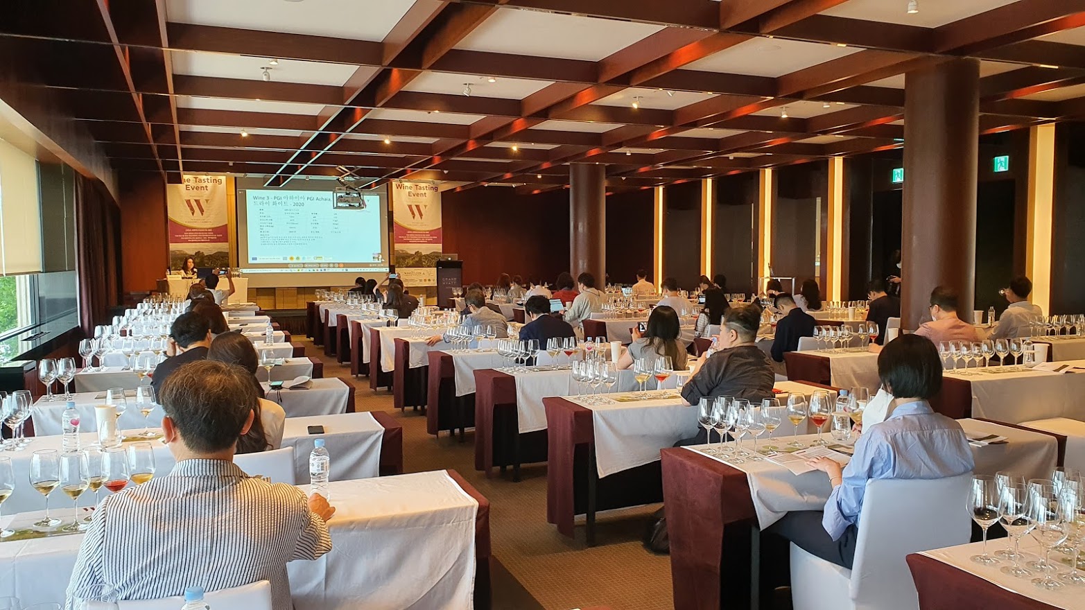 ΠΔΕ: Πετυχημένες εκδηλώσεις από την Περιφέρεια Δυτικής Ελλάδας για τους τοπικούς οίνους ποιότητας στην Κορέα (photos)